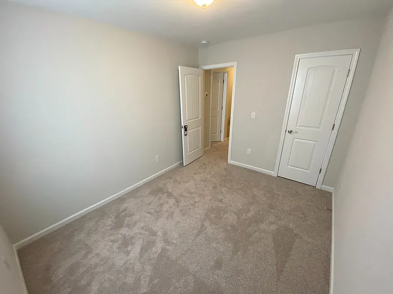 323 Switch St — Photo 33