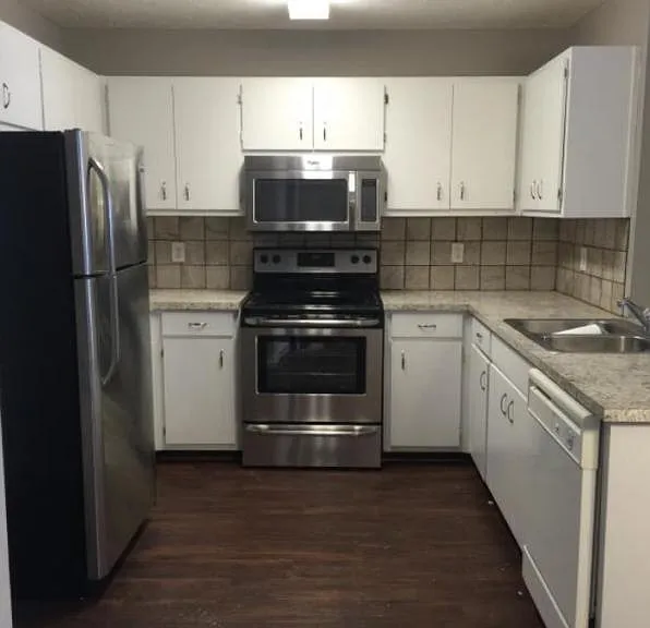 5252 Crystal Ct — Photo 4