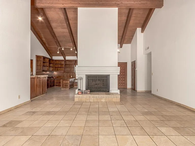 805 W Toledo St — Photo 8
