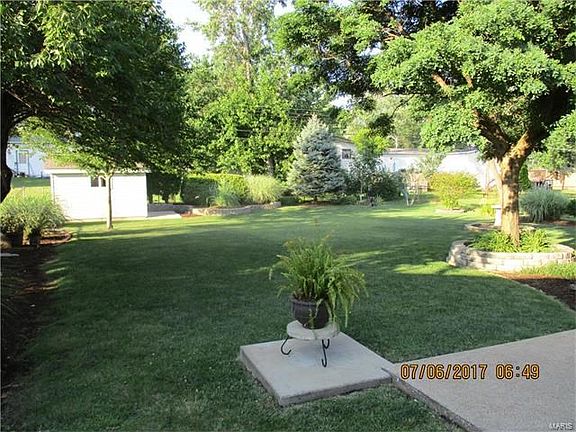 5th image of 1515 Flordawn Dr