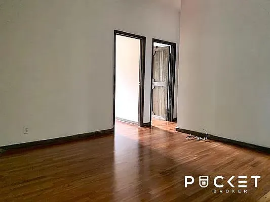 Rented by PocketBroker Inc | media 10