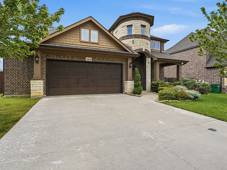 1412 Chase Way — Photo 3
