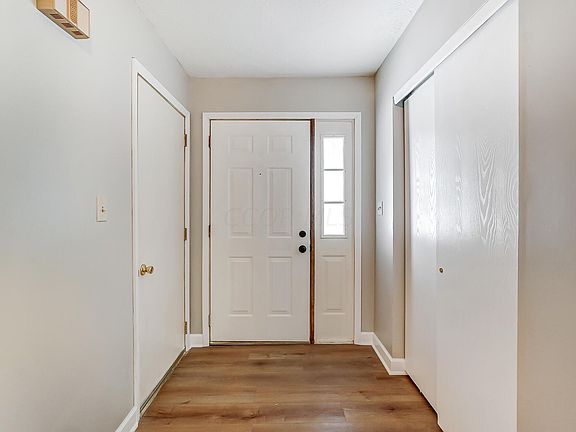 3rd image of 545 Corral Gate Ct