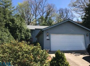 1537 Lake Forest Dr, Charlottesville, VA