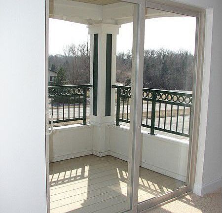 4th image of 9034 W Forest Home Ave