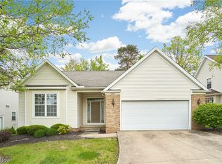 1096 Venice Ct, Macedonia, OH 44056