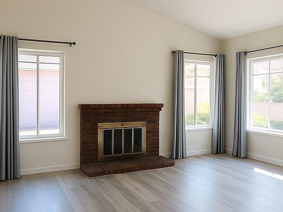 3rd image of 10823 Mountain View Ave