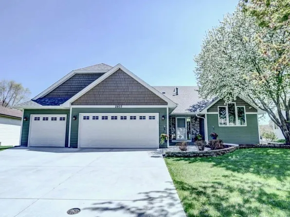 2803 92nd Cres N, Brooklyn Park, MN 55443