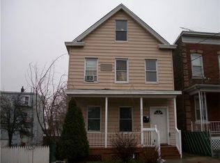 726 Charles St, Perth Amboy, NJ 08861