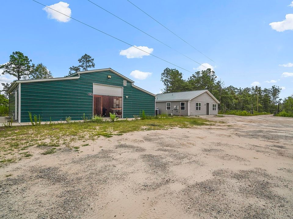 1st image of 2905 Hugo Rd.