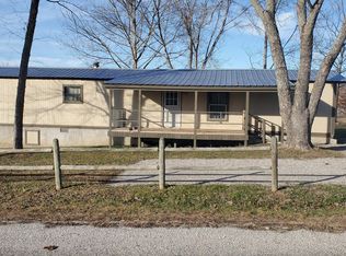 25076 Farm Road 2265, Golden, MO 65658