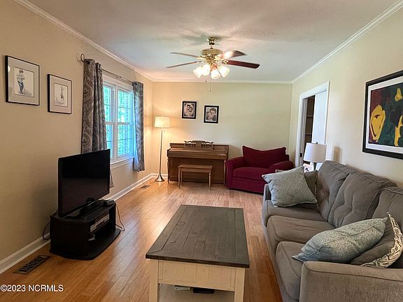 4th image of 102 Dogwood Drive