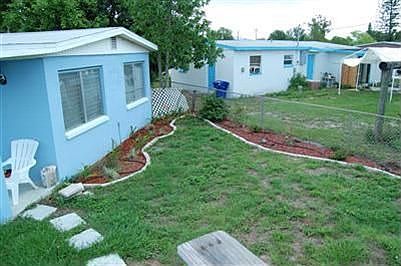 4th image of 957 Poinsettia Dr