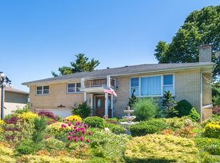 17W537 Washington St, Wood Dale, IL