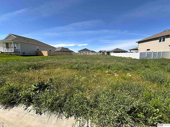 5th image of 6308 Centennial Rd