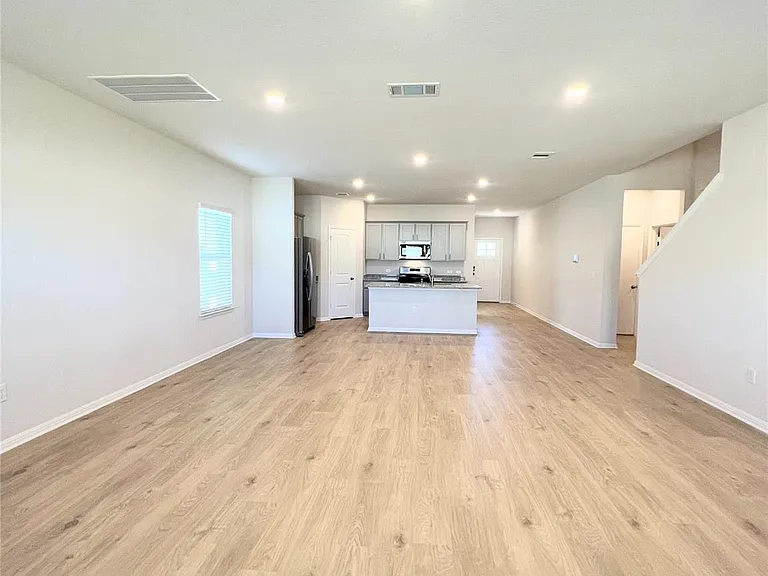 2409 Corriente Path — Photo 2