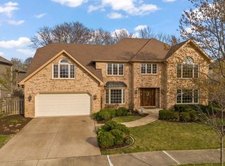 614 Balmoral Cir, Naperville, IL 60540