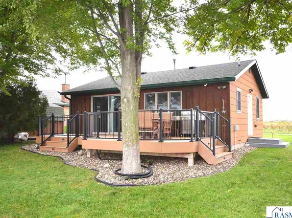 17075 Dickenson Ln, Waterville, MN 56096