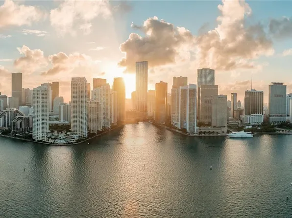 99 SE 5th St #Uph7201, Miami, FL 33131