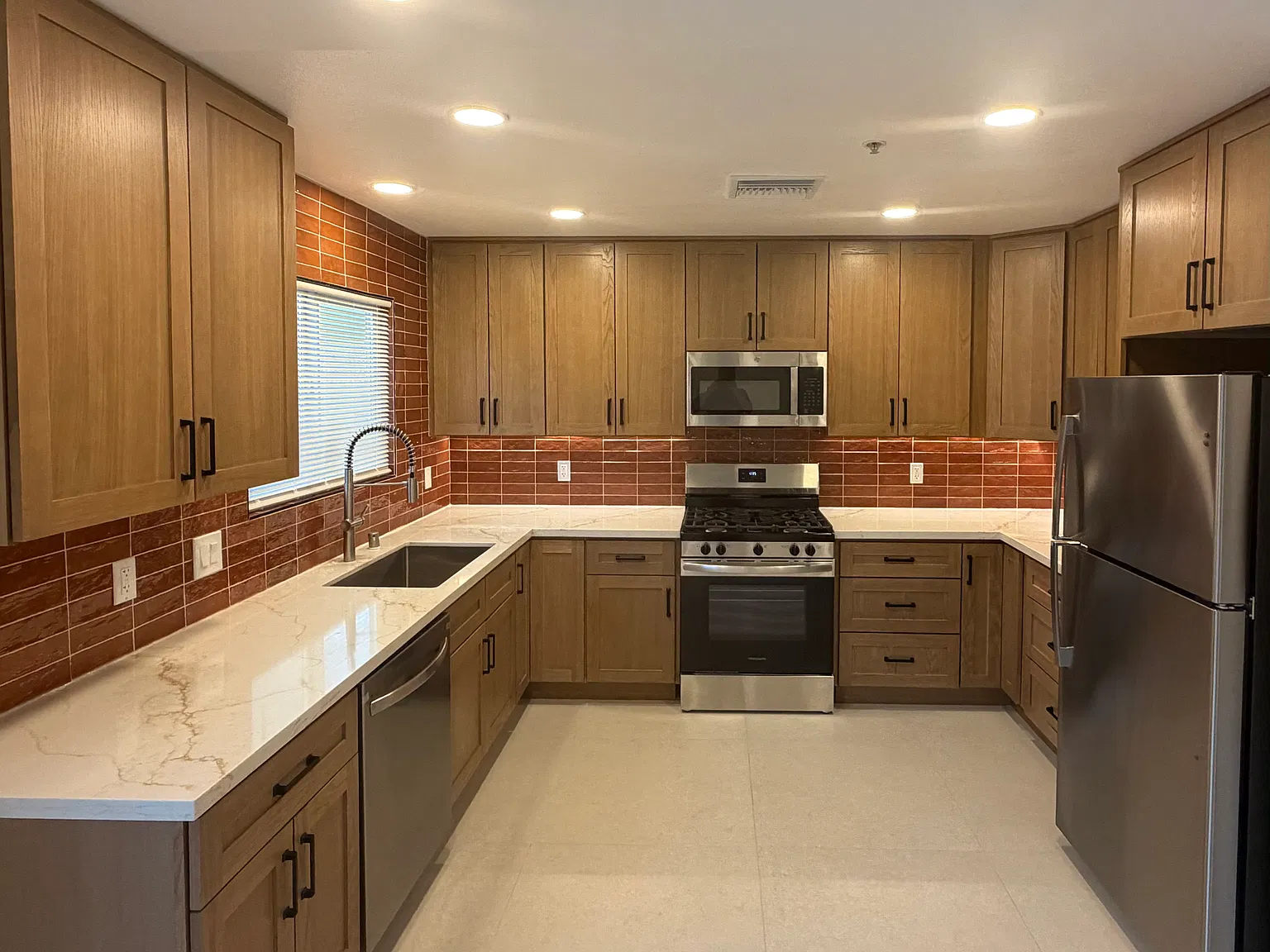 4 bed, 2.5 bath, 1597 sqft, $2,900 — Photo 1