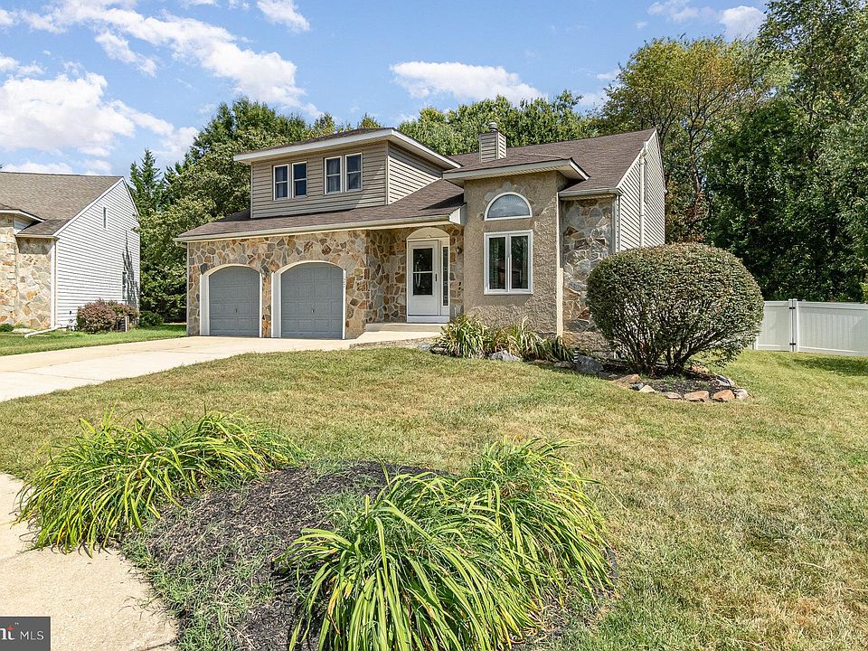 1st image of 127 Nursery Dr