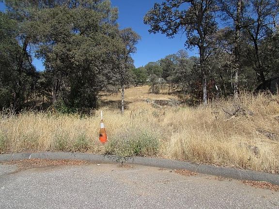 5th image of 3800 Foothill Oaks Dr