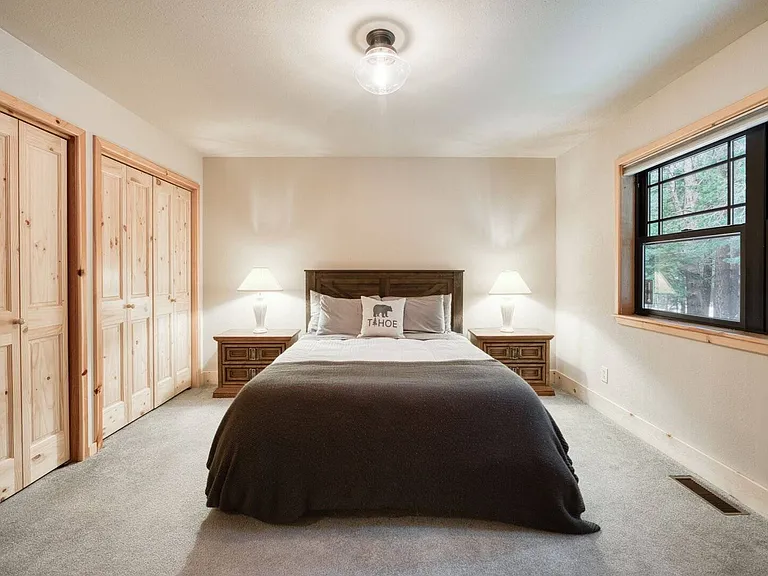 12055 Schussing Way — Photo 10