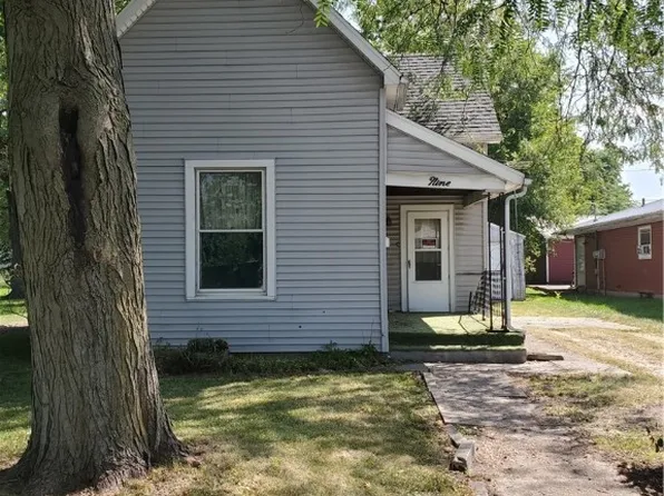 9 N Oregon Ave, Danville, IL 61832