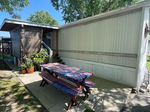 4th image of 62 Knollwood Ct