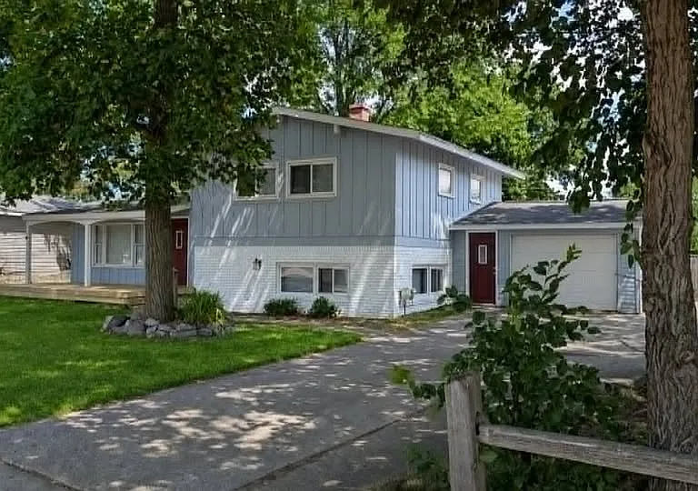 5375 Seymour Rd — Photo 29