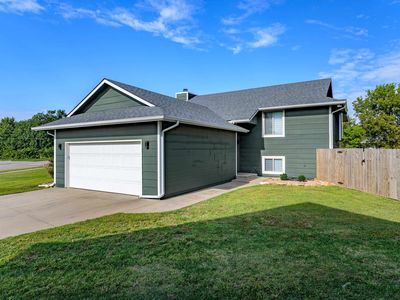 427 Aurora Ct, Rose Hill, KS, 67133