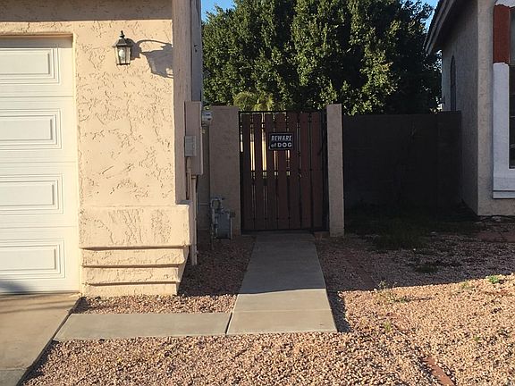3rd image of 8238 W Voltaire Ave