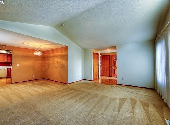 2nd image of 2805 NE 85th Cir