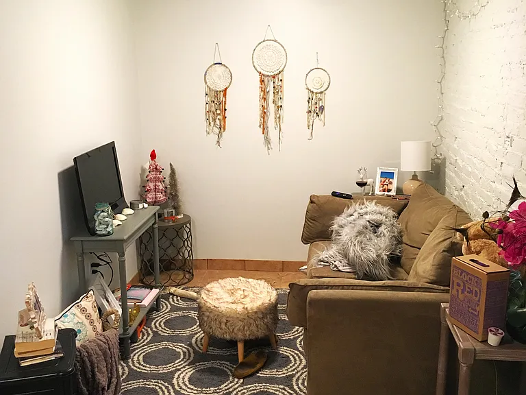 166 Walnut St #1 — Photo 14