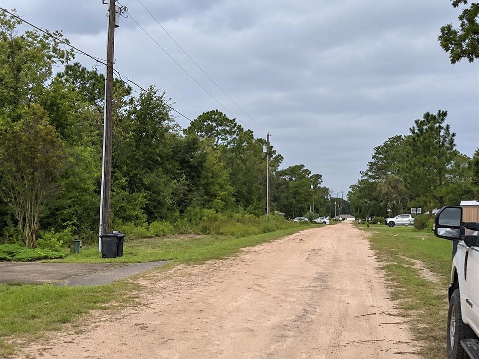 2nd image of SW 19TH PL LOT 9
