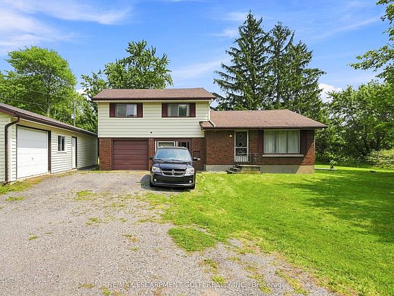 2nd image of 82813 Metler Rd