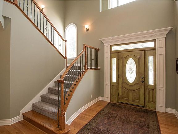 2nd image of 4605 W Creekview Dr