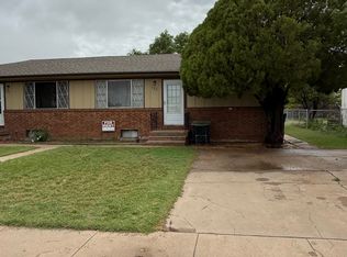 422 McCray Blvd, Liberal, KS 67901