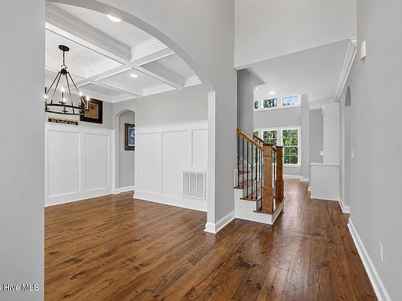 3rd image of 4193 Highfield Drive