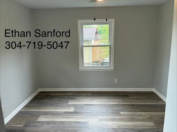 504 24th St, Oak Hill, WV 25901