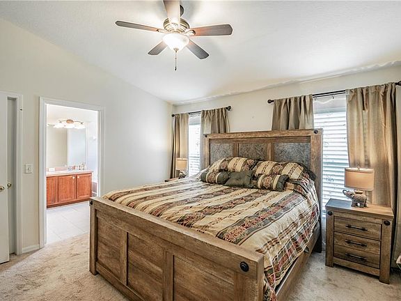 4th image of 6216 Olivedale Dr