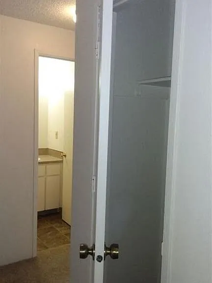 951 NE Linden Ave — Photo 13
