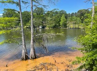 176 Legand Ln #8, Florien, LA 71429