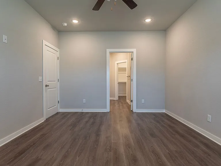 602 N Salem Rd — Photo 5
