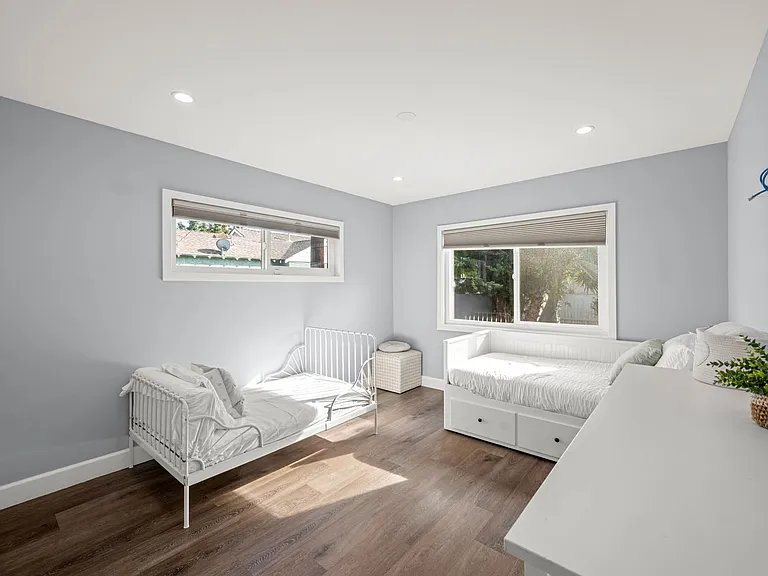 14034 Valerio St — Photo 17