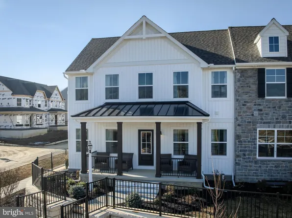 2213 Brentford St, Lancaster, PA 17601