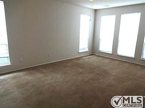 5th image of 9908 Henna Ln