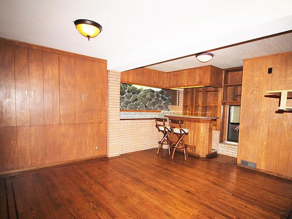 2nd image of 316 Santa Margarita Dr