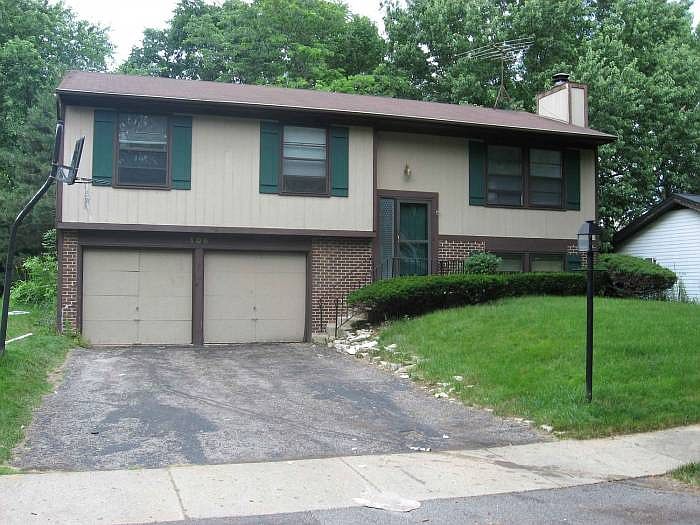 1st image of 108 Lexington Dr