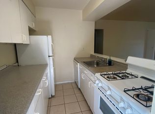 4520 Springfield Ave APT C4, Philadelphia, PA 19143